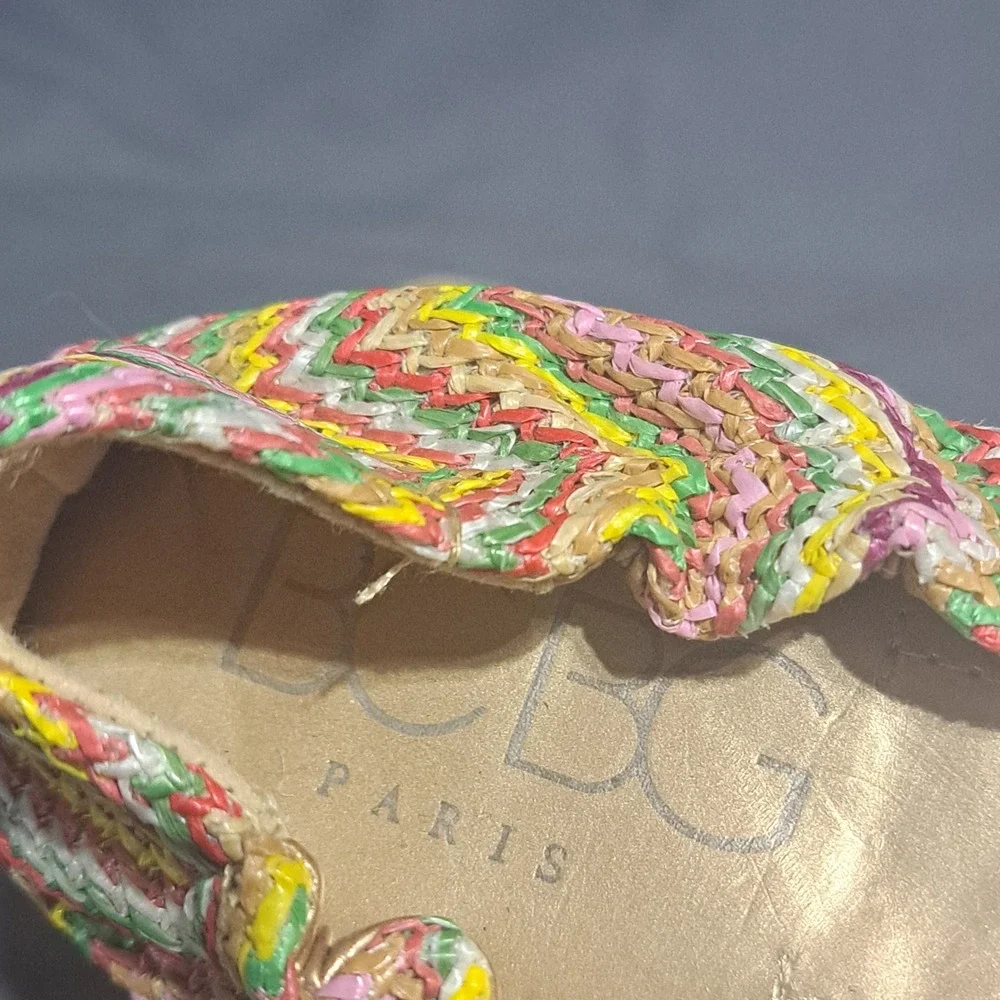 BCBG Paris PL-MAGIE Multi-Color Woven Chevron‎ Slip On Ballet Flats /US 5.5 B